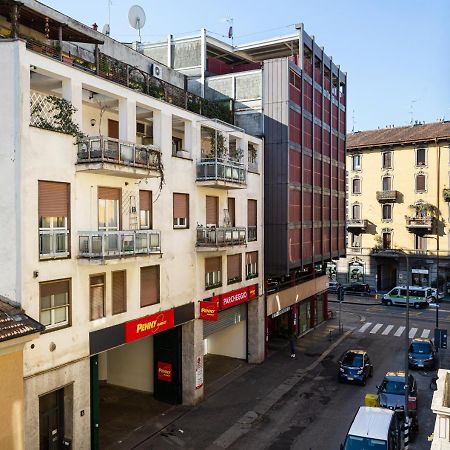 A Yellow Touch - Modern Studio In Isola Milano Eksteriør bilde